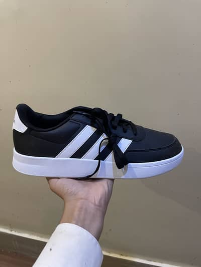 Adidas breaknet 2.0