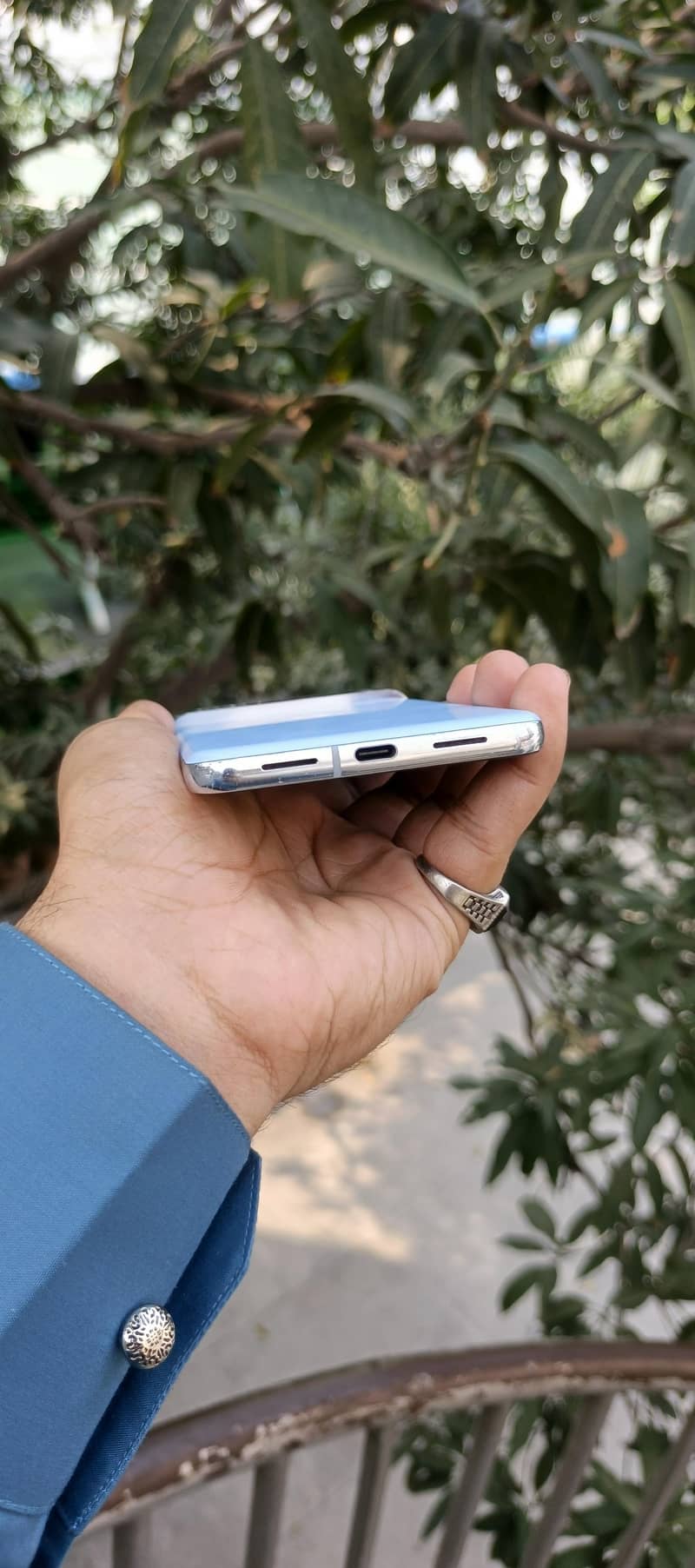 Google Pixel 8 Pro 2