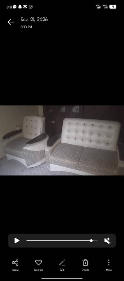 4 Seater Sofa Set (2+1+1) Urgent Sale - Orangi 10 No