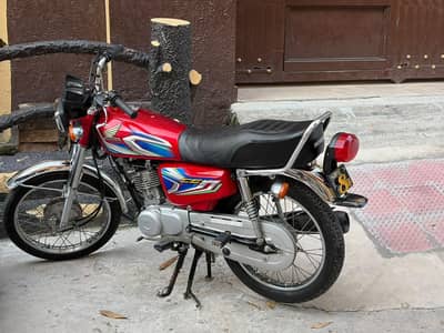 Honda 125 2022 urgent sale