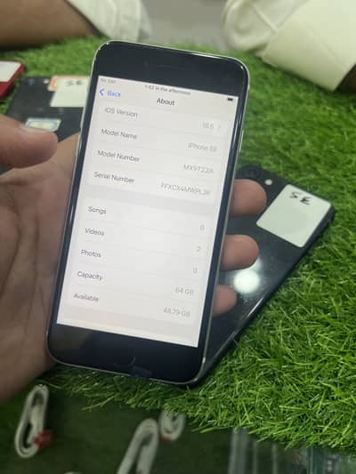 Apple iPhone SE