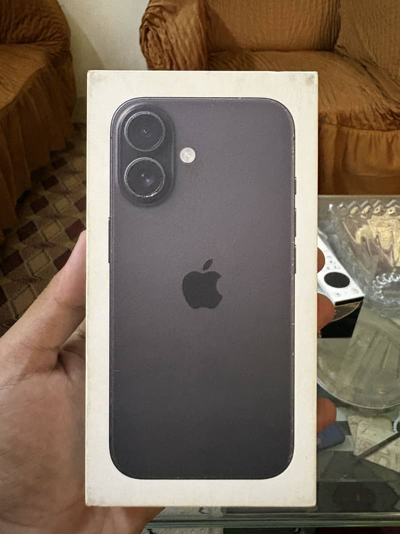 Apple iPhone 16 0
