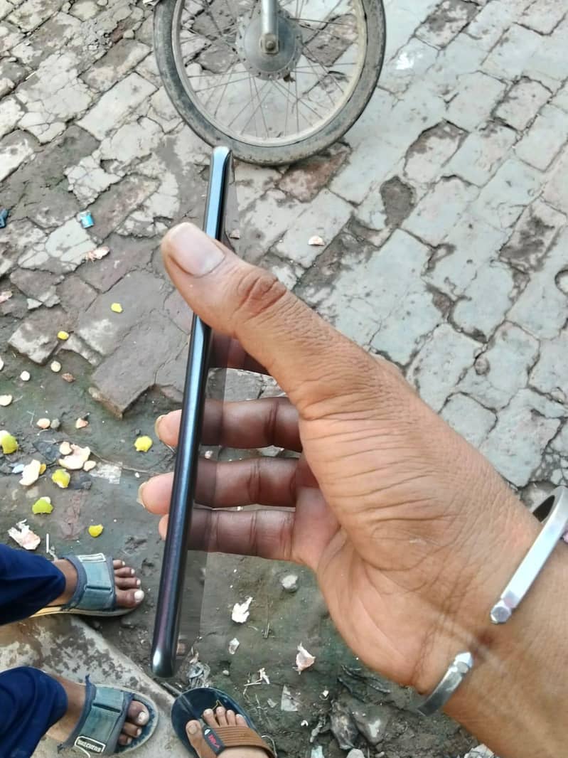Tecno spark 40 pro plus 6