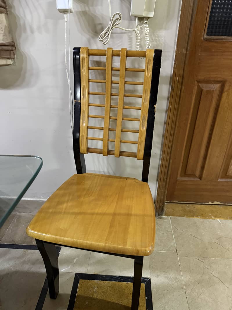 6 seater Dining Table 2