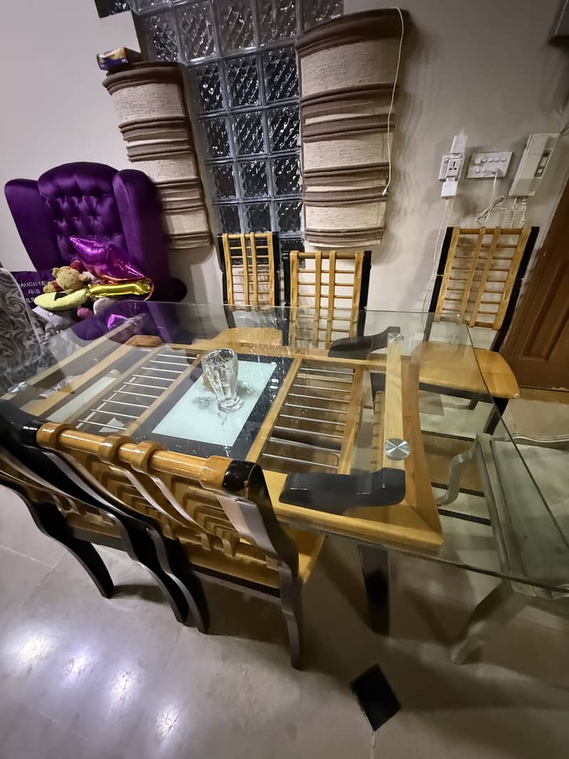 6 seater Dining Table 4