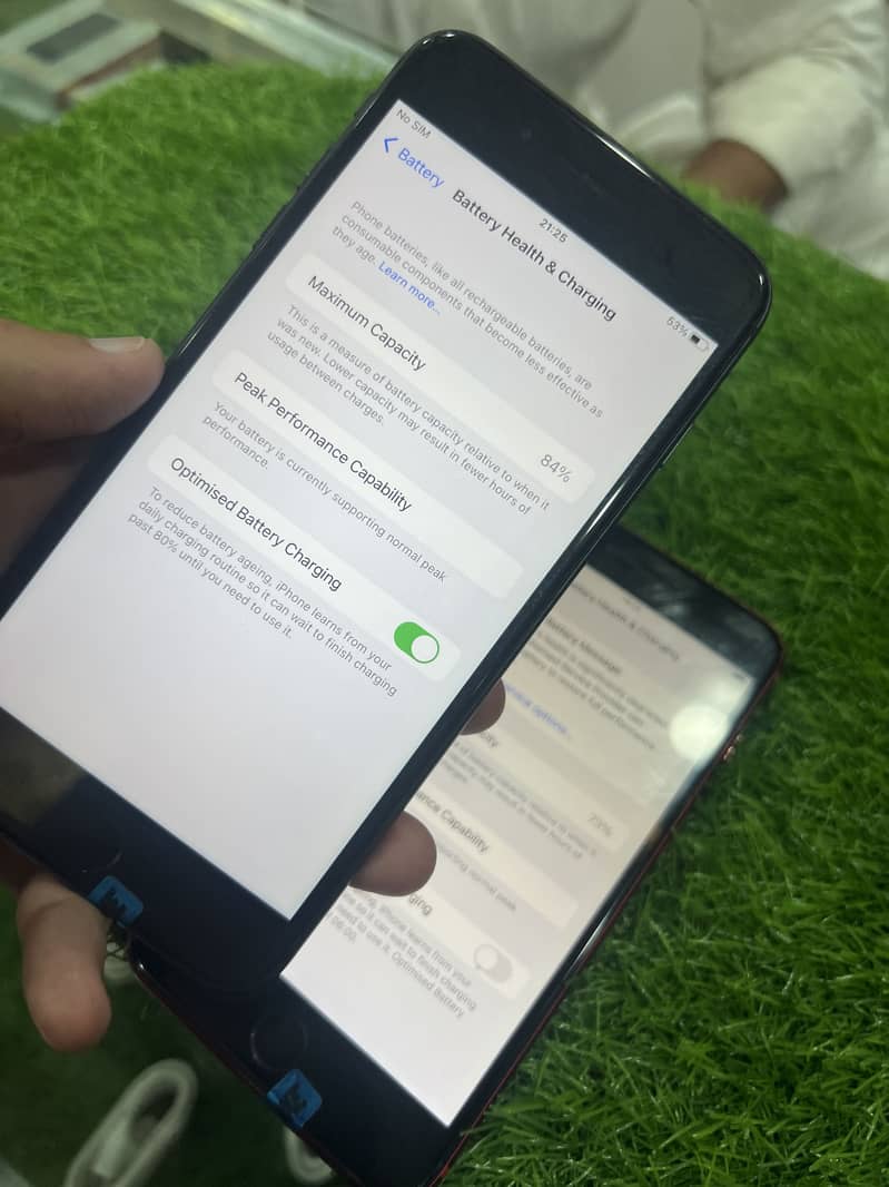 Apple iPhone 8 Plus 1