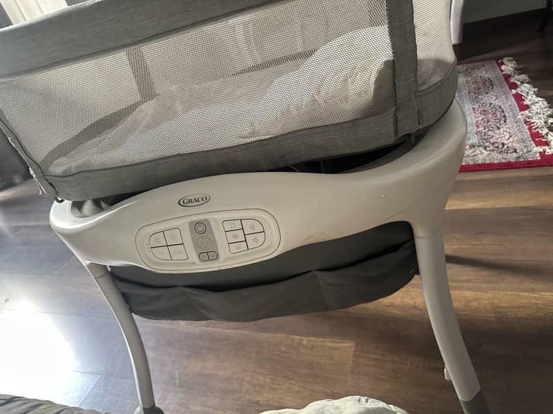 Baby cot 0