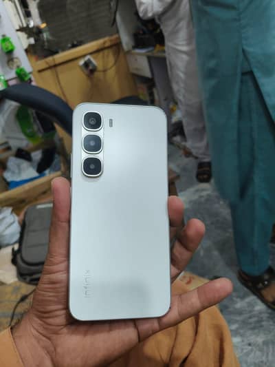 Infinix Hot 60 Pro