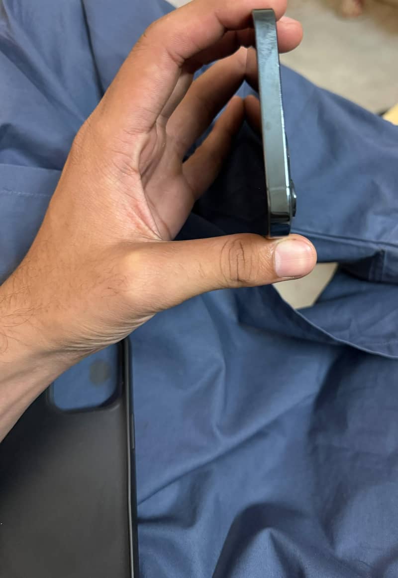 Apple iPhone 12 Pro Max 5