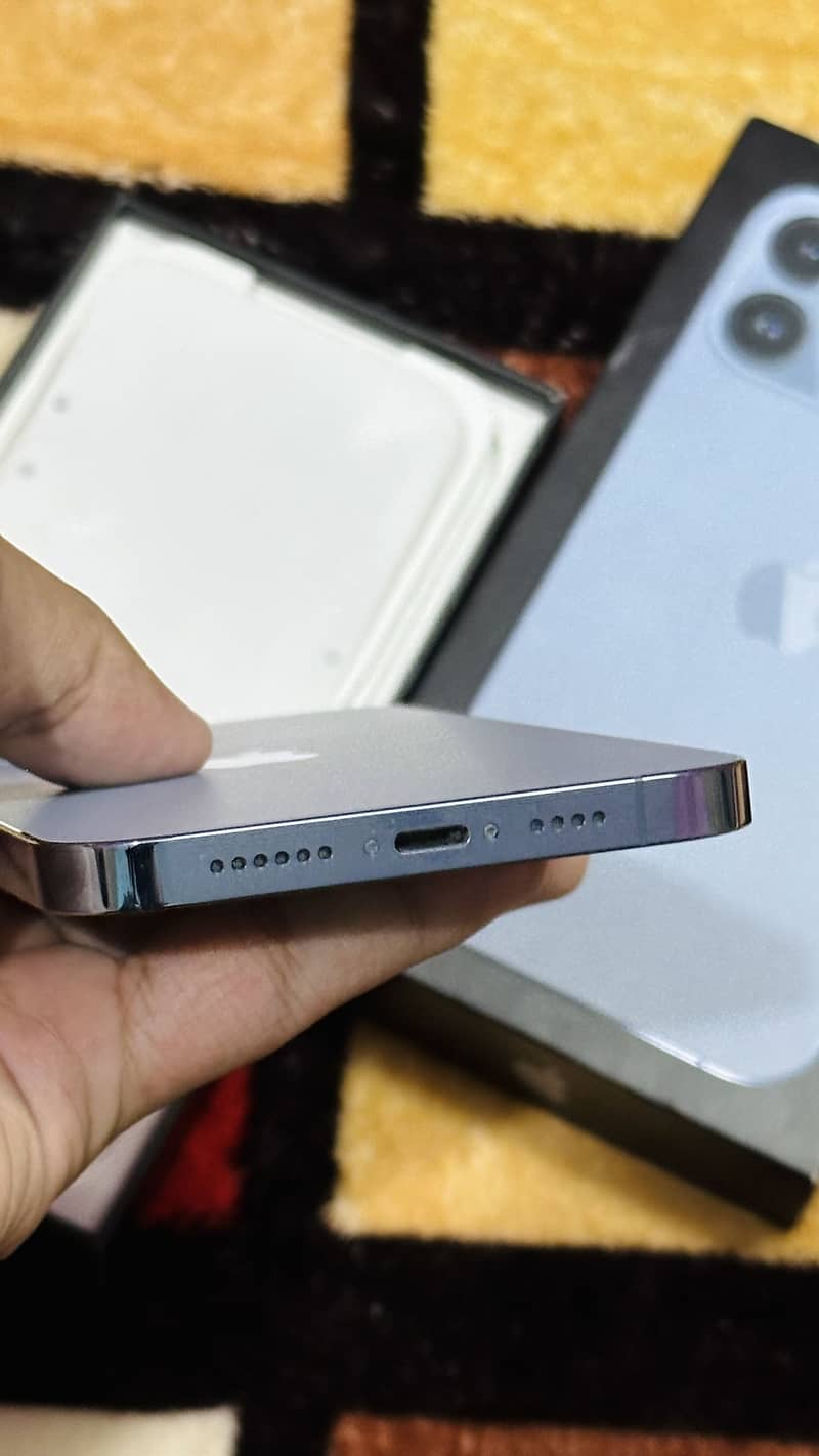 Apple iPhone 13 Pro Max 7