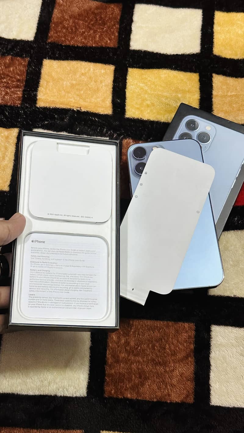 Apple iPhone 13 Pro Max 8