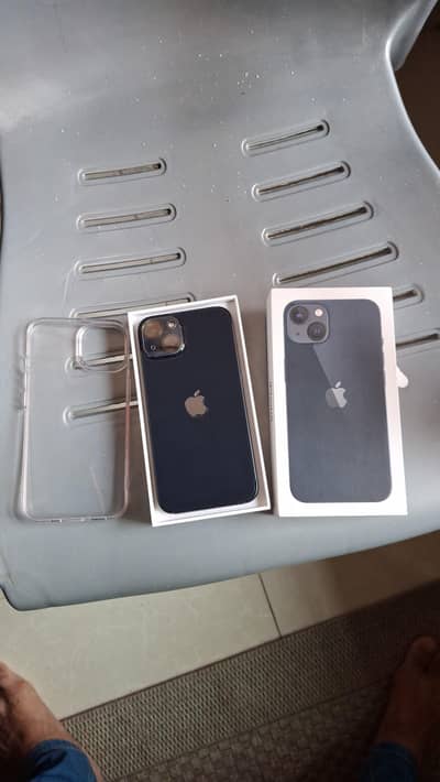 iPhone 13
