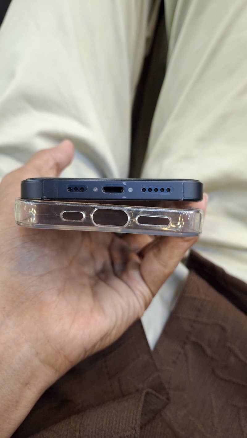 iPhone 13 7