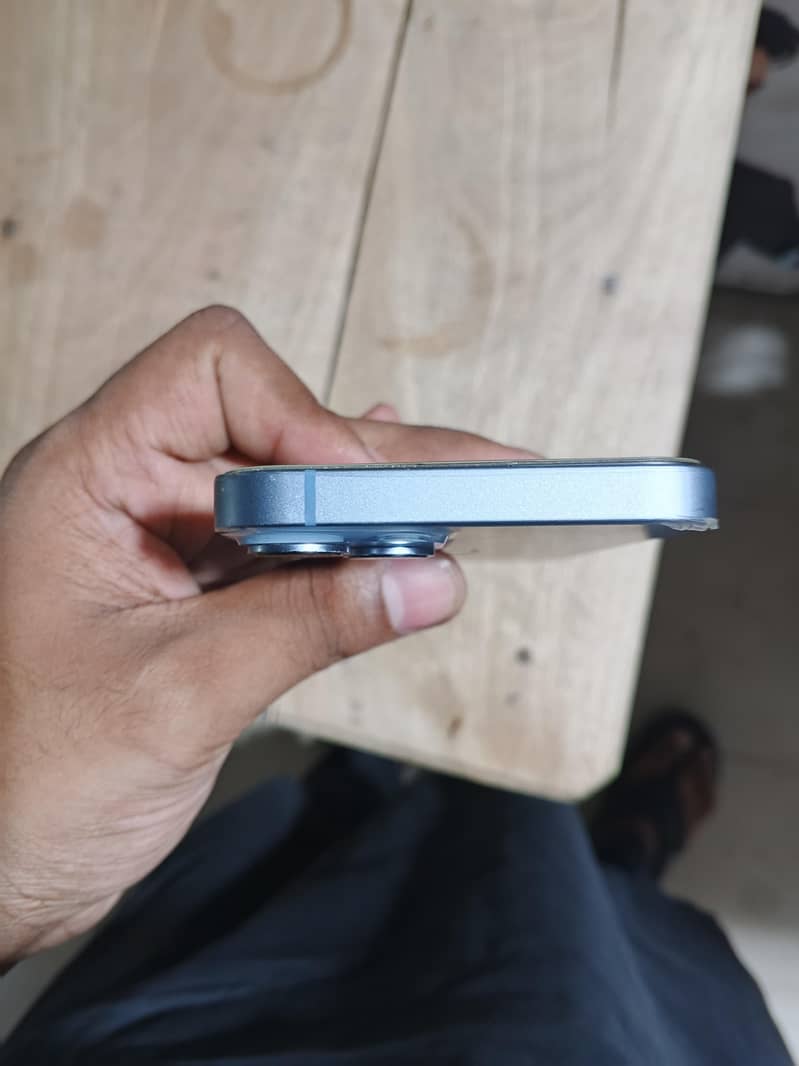 Apple iPhone 14 1