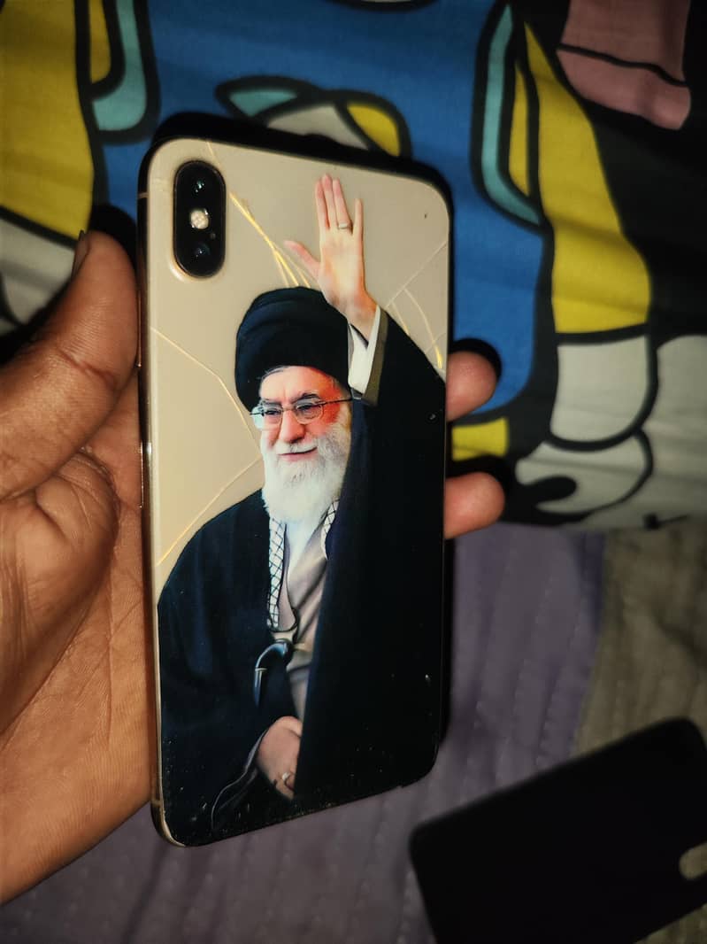 Apple iPhone XS Max 1