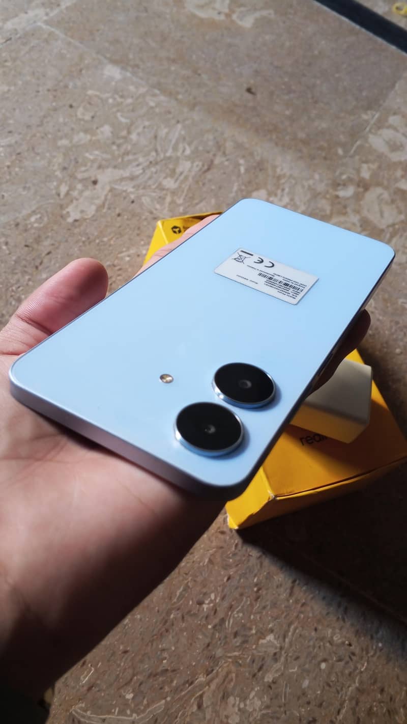 Realme Note 60 4