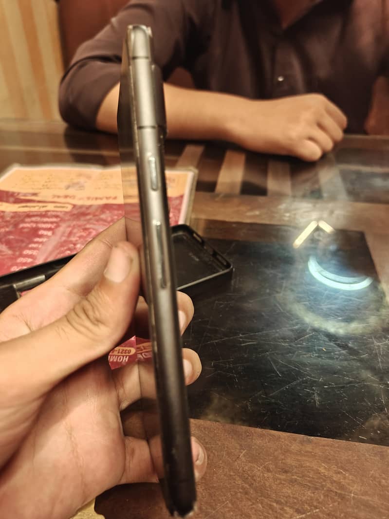 Google Pixel 7 4