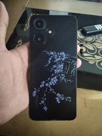 Infinix Hot 30 Play