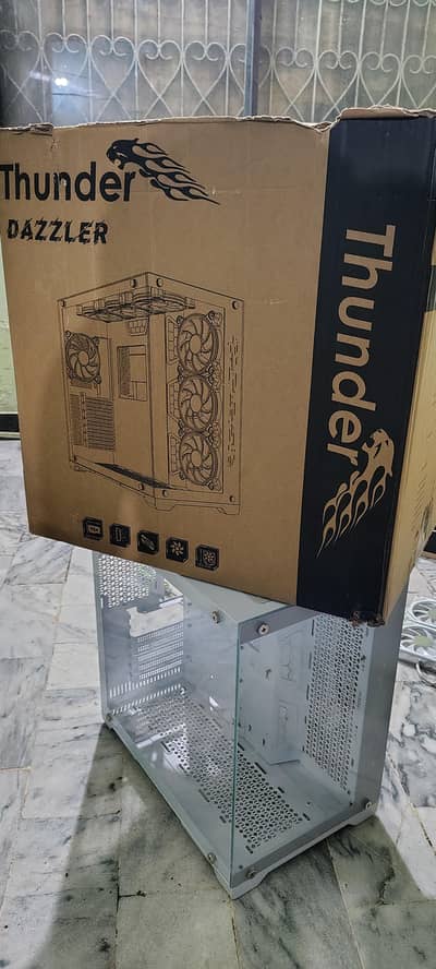 Thunder Dazzler White Gaming Case