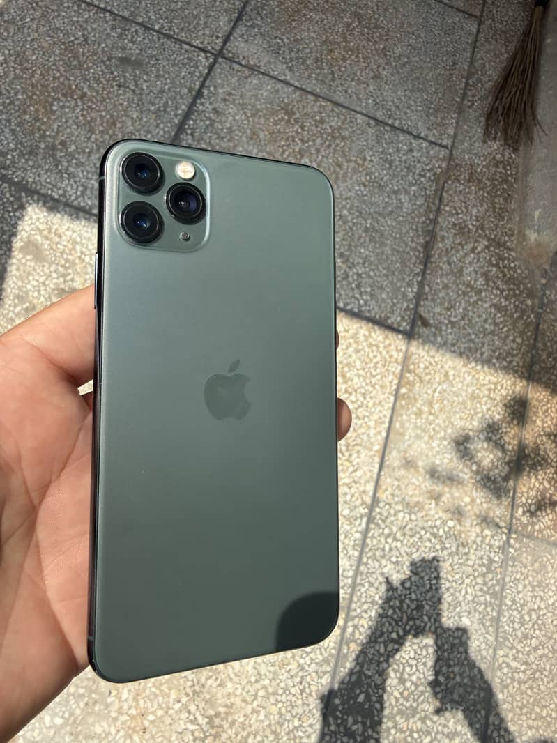 Apple iPhone 11 Pro Max 0