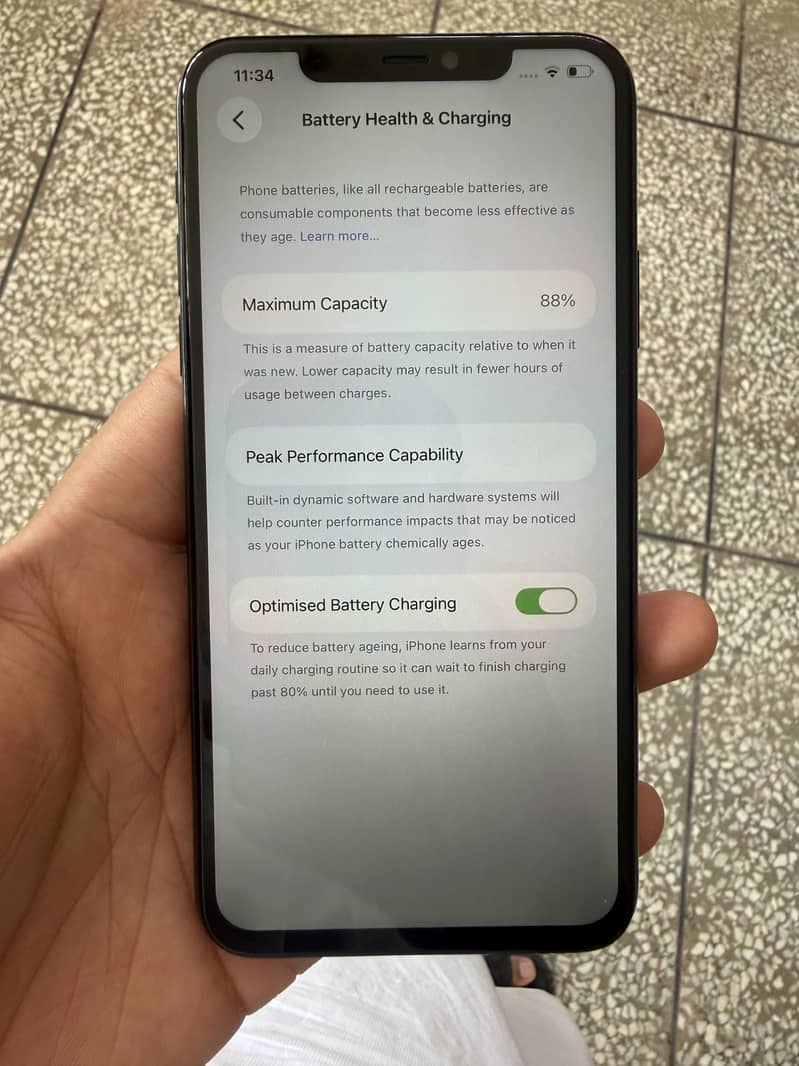 Apple iPhone 11 Pro Max 7