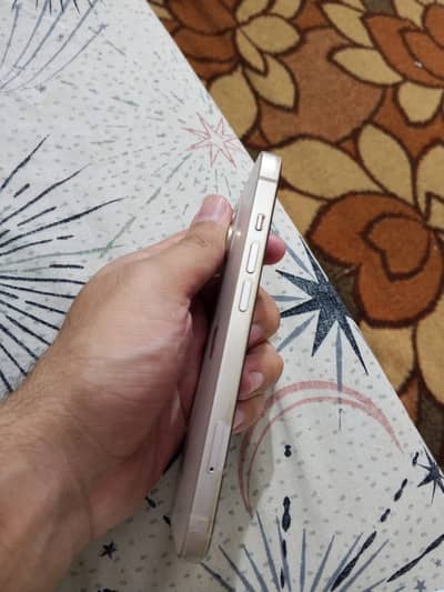 Apple iPhone 13 ( 03064200627 )