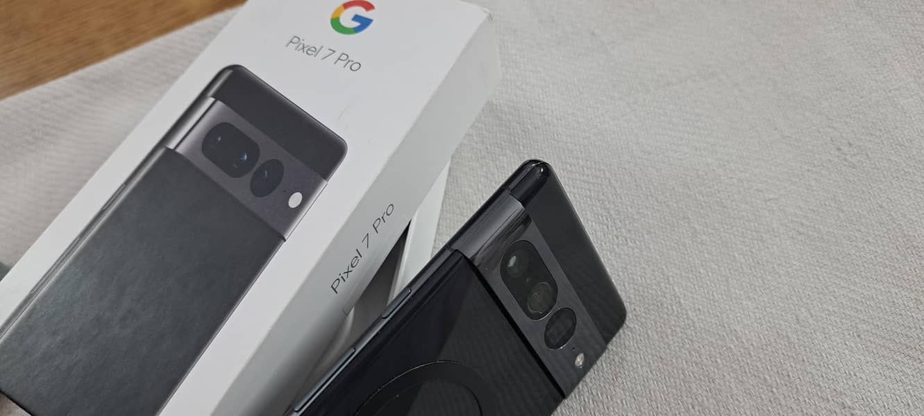 Google Pixel 7 Pro with box 2