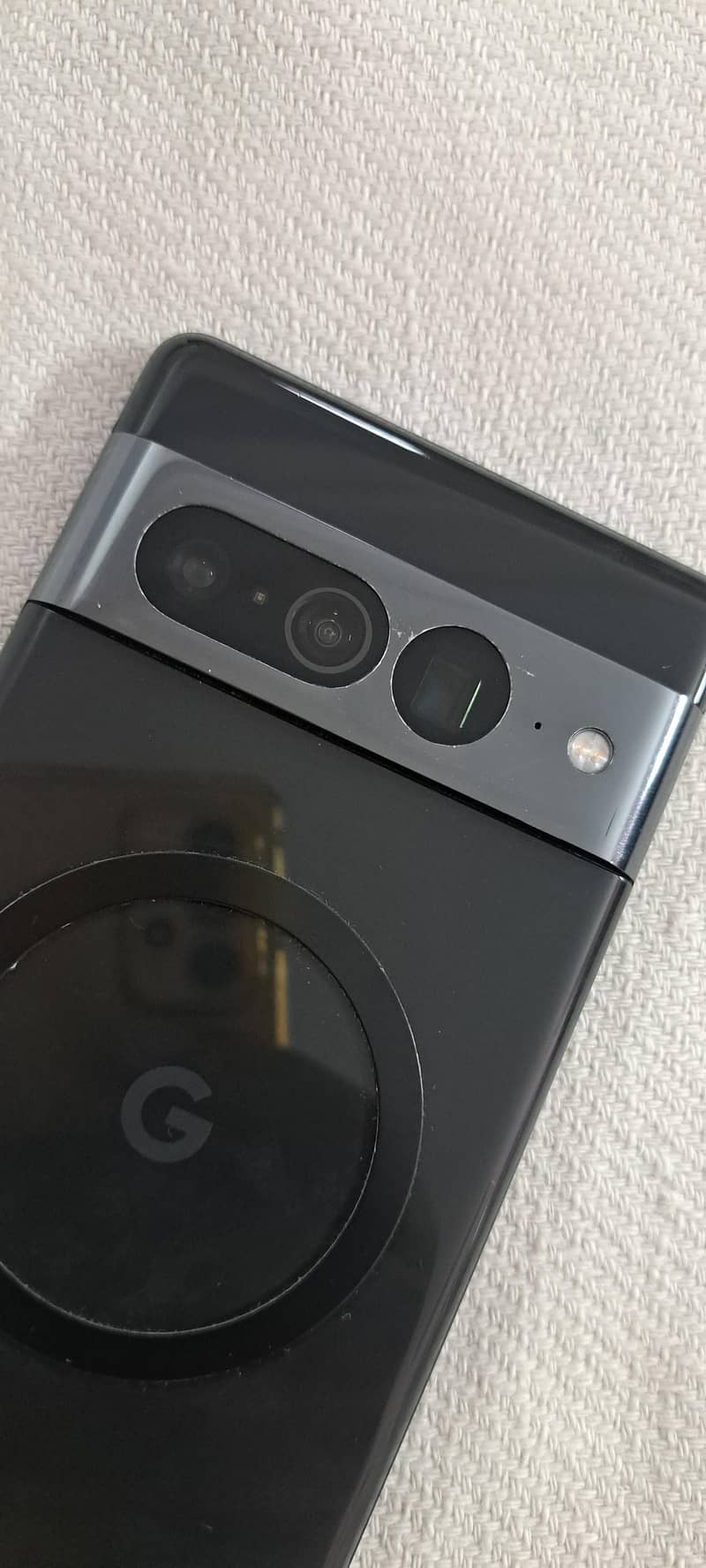 Google Pixel 7 Pro with box 3