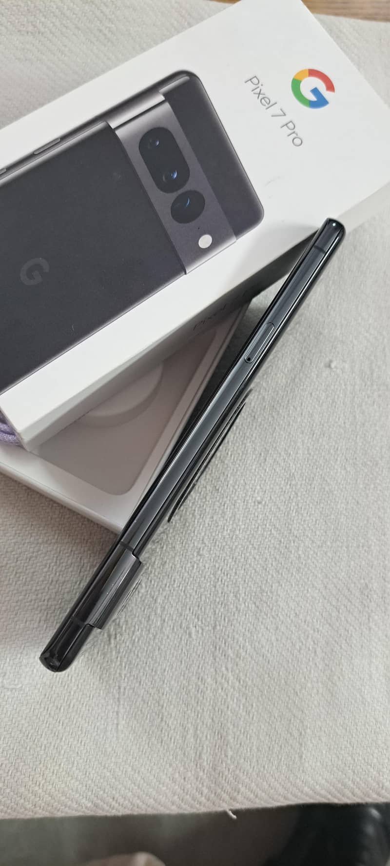 Google Pixel 7 Pro with box 6