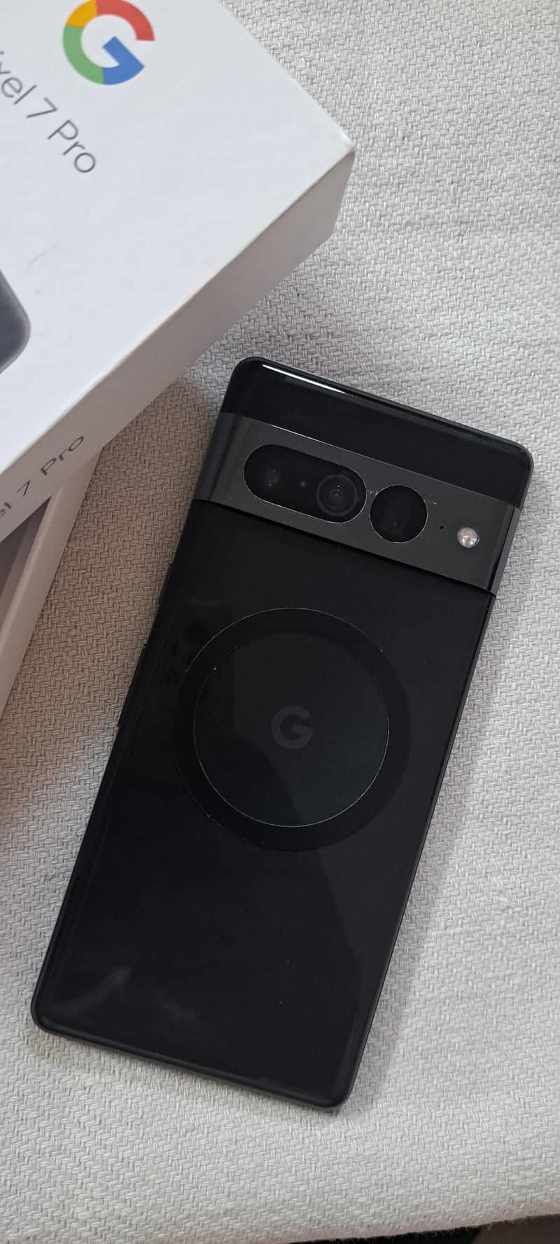 Google Pixel 7 Pro with box 10