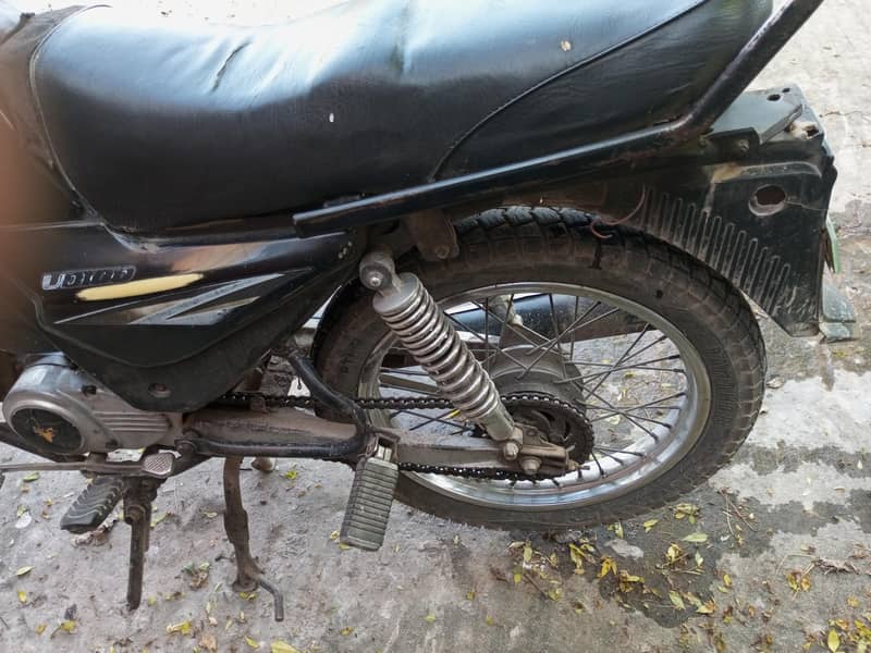 unique 100 cc 1