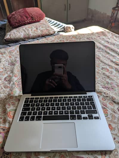 MacBook Pro 2015 i5 8/512GB