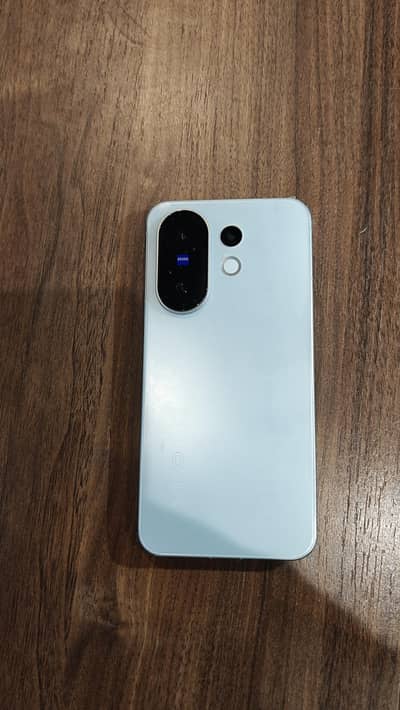 Vivo X200fe pta approved with box - urgent sale