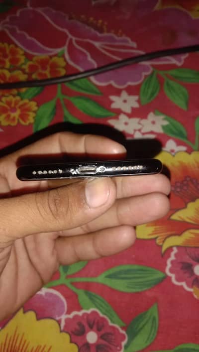 Apple iPhone 7