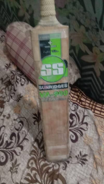 cricket kit available with all equipments