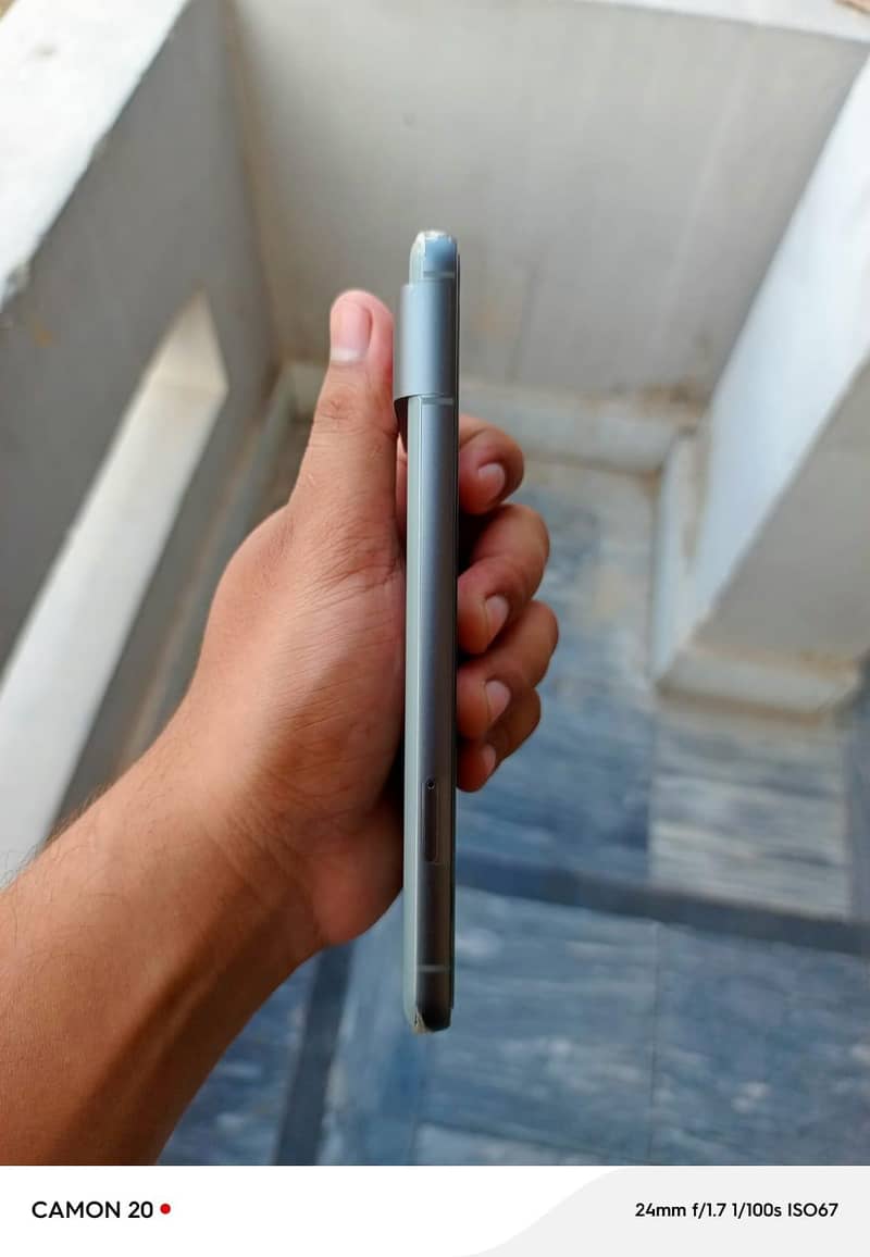 Google Pixel 8 3
