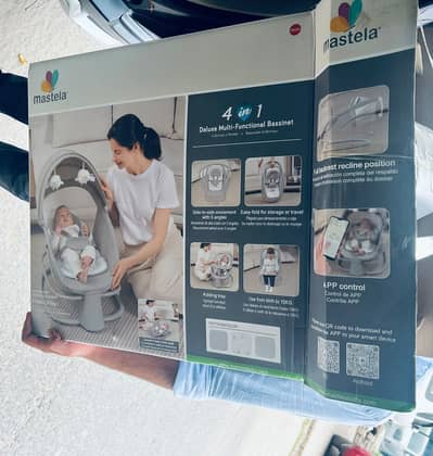 Mastela 4-in-1 Deluxe Multi-Functional Baby Bassinet / Baby Rocker
