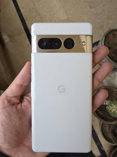 Google Pixel 7 Pro 12/128 - Locked (White)