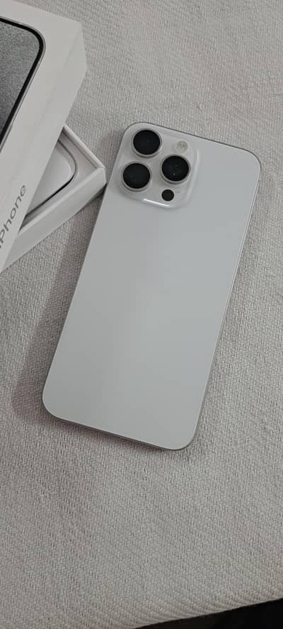 iPhone 15 Pro Max 256gb Factory Unlock