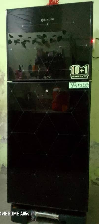 fix rate hai Glass door fridge medium brand waves SinGEr+Glow Geneine