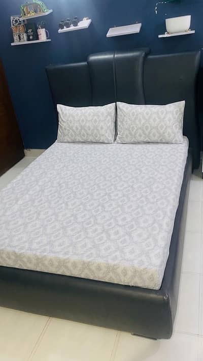 Bed for Sale !!