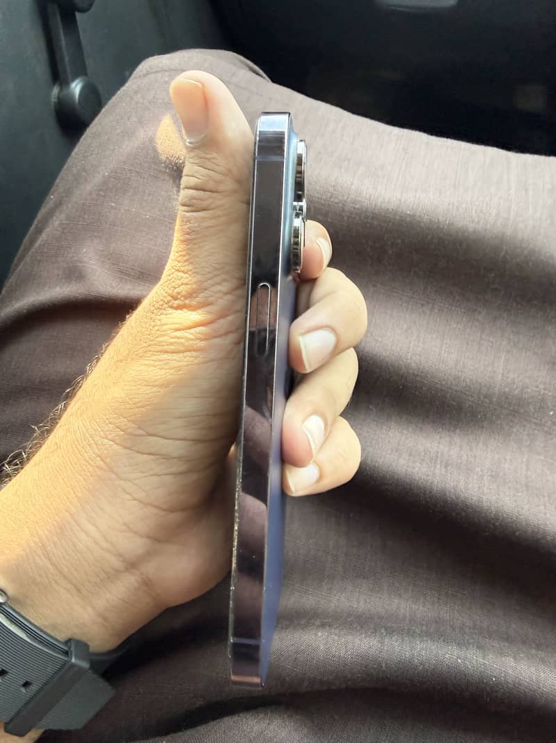 Apple iPhone 14 Pro 4