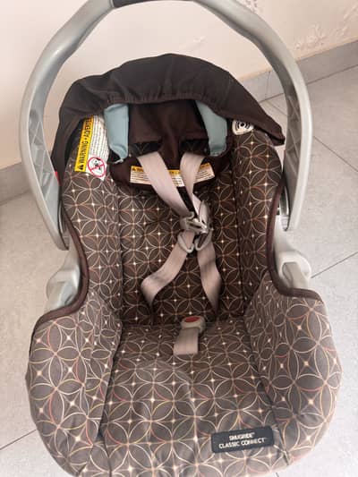 Baby carrier with car seat