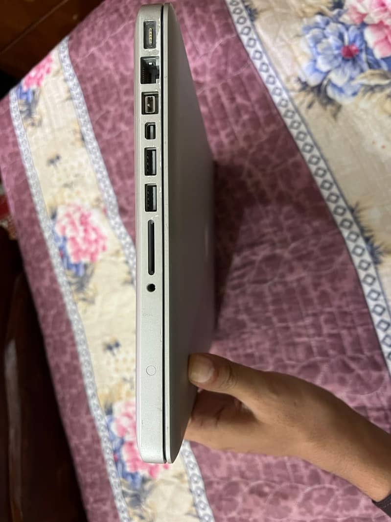 MacBook Pro 5