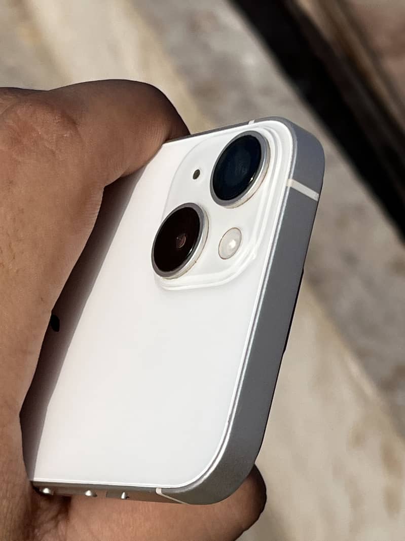 Apple iPhone 14 0