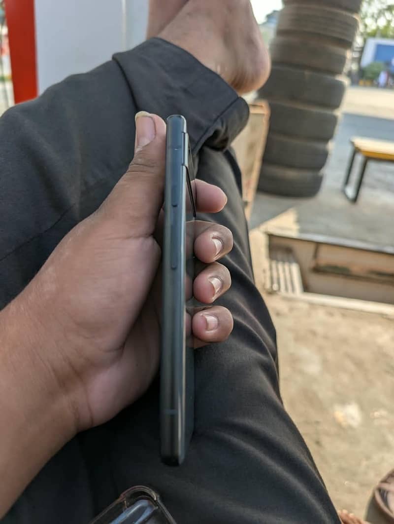 Google Pixel 6a 3