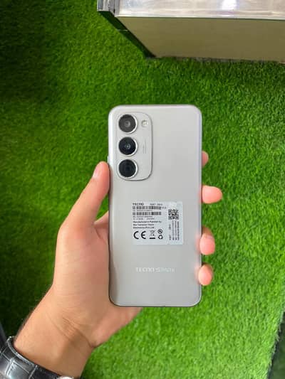 Tecno spark 40 pro plus 16/256 GB 03214923837 My WhatsApp number