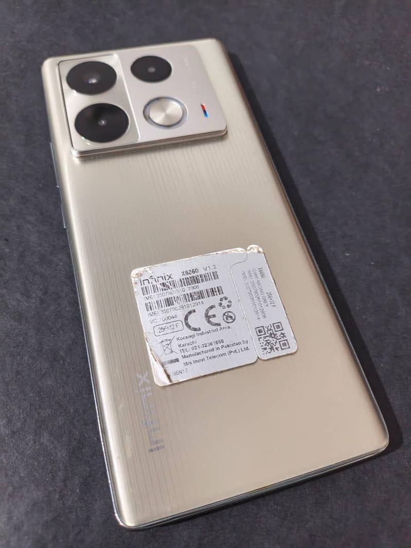Infinix Note 40 Pro 0