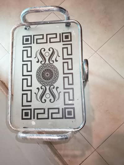 Tea Trolley Very Beautiful Gucci design Urgnt Sell Cheap Price 8000 