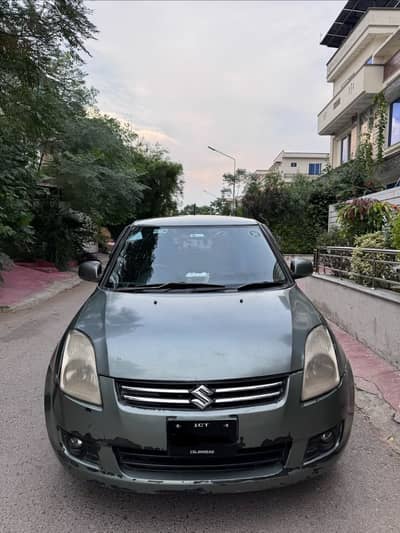 Suzuki Swift DLX 1.3 2012